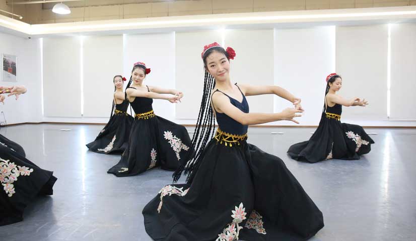 北京民族舞培训课堂
